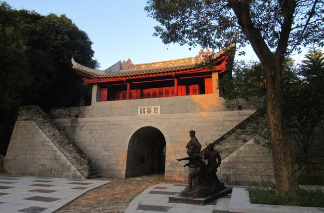 崑崙关景区古关楼。（图／战役遗址保护管理委员会提供）