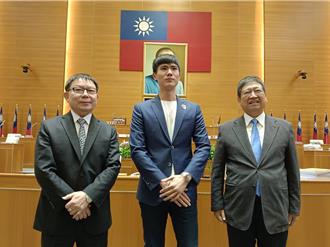 竹北五岔路口尖峰時段塞爆 議員提「圓環」盼紓解車流