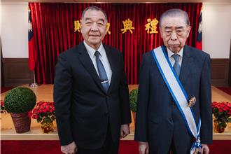 軍友社李棟樑獲頒二等寶鼎勳章 邱國正：國軍最堅實的後盾