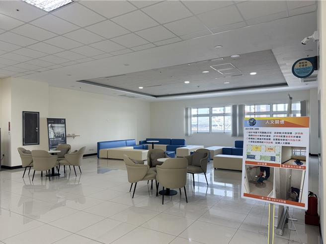 2楼空间设有祈祷室。（洪靖宜摄）