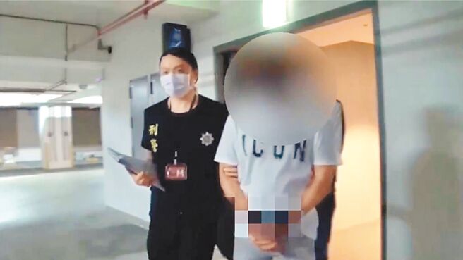 青山宫主委黄清源6日从日本返台时，在机场遭警方逮捕，检方复讯后无保请回。（北市刑大提供／陈鸿伟北市传真）