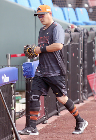 中職》胡金龍本季首上一軍 看好友陳鏞基表現直呼「不科學」