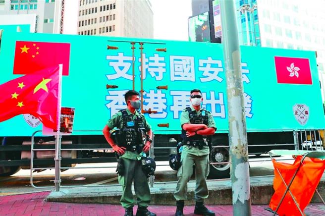 CECC年度报告，吁美应更强有力制裁破坏香港民主的官员。（香港中通社）