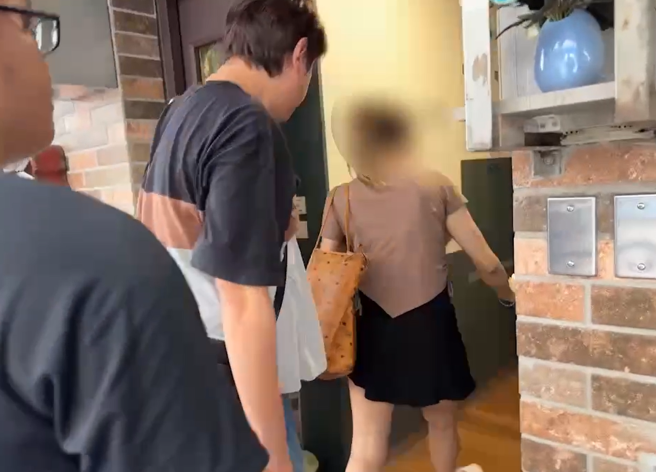 叶姓女子由于她长相清新甜美，容貌堪比许多20岁年轻女子，不仅在「同业」间被誉为「北区最美大药头」，甚至连办案人员也惊叹她保养功夫了得。（图 / 警方提供）