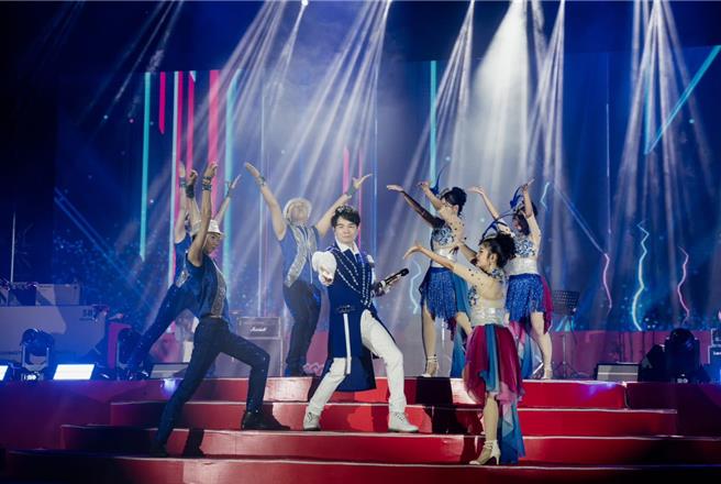 李明洋赴印尼開唱。（圖／安吉莉傳播提供）