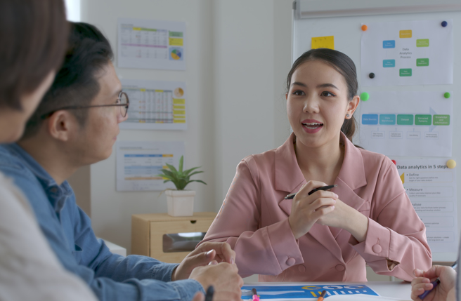 生肖馬、鼠、猴及蛇5月底有機會充分展現實力，獲得同事與主管的賞識，成為職場中的佼佼者。（示意圖：shutterstock／達志）