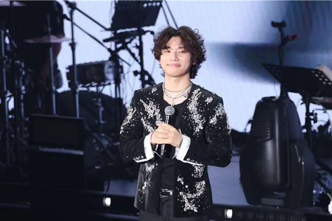 演出现场大声展现逗趣跟感性一面。（图／罗永铭摄）