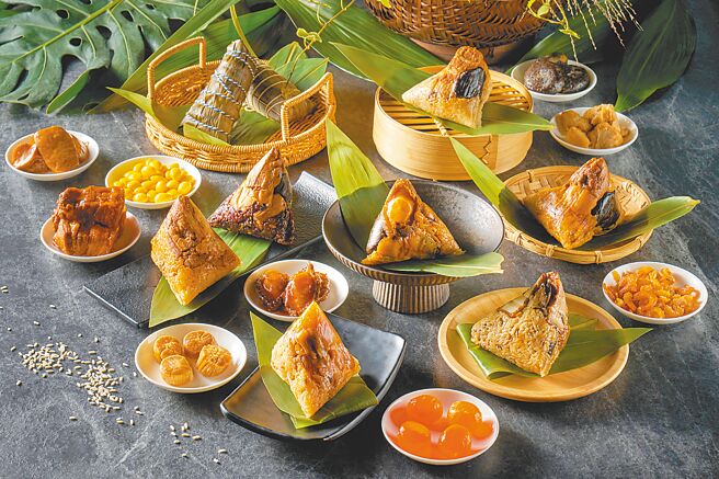 「江南春」推出「端陽飄香粽禮盒」，內含紅燒鮑魚粽、雙寶酒糟鮮肉粽、湖州鮮肉粽、御品八鮮粽等8款粽子。（台北福華大飯店提供）