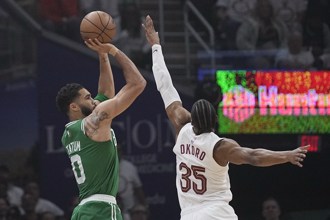NBA》雙探花攜手轟61分 塞爾提克踢走騎士搶回主場優勢