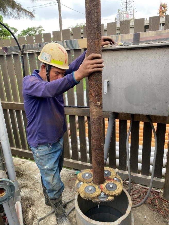 桃園市水務局3月底新增13口備用水井、完成6口洗井作業，總計41口戰備水井每日可提供逾2萬噸水。(水務局提供／蔡依珍桃園傳真)