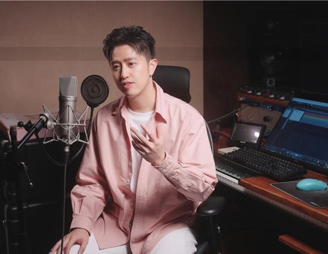 莫凡新12日母親節推出新單曲〈沒聽懂的情歌〉。（唯有音樂提供）