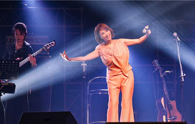 李翊君11日在华山Legacy开唱。（宽宏艺术提供）