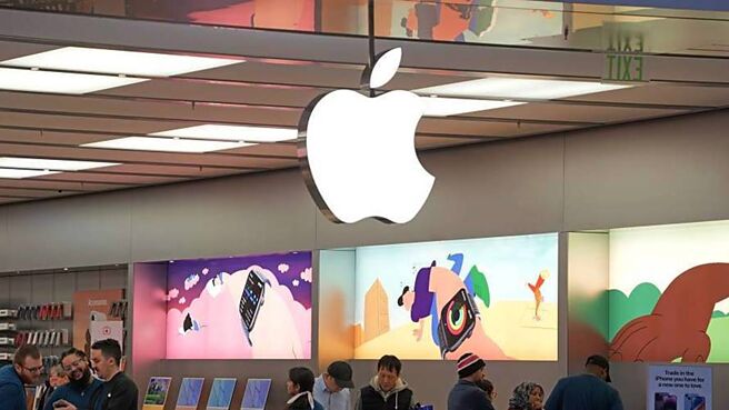 苹果与OpenAI正在敲定让iOS 18使用ChatGPT功能的协议条款。（图／美联社）