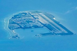 解放軍「南海小三角」亮劍！前大使：3艘不沉的航空母艦