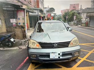 文化大學便當店闆娘「靠邊慢走」  老里長後方直撞魂斷店門口