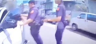 男自爆有西瓜刀硬要拿 3警驚險制伏！還起出大量毒品 