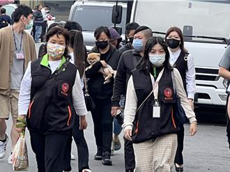 三重滅門血案解剖3屍   死者大女兒緊抱「糯米」神情哀戚