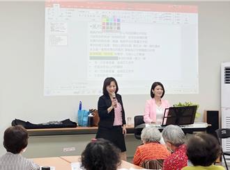 番路鄉農會「綠色照顧班」教歌唱  為柿子節暖身