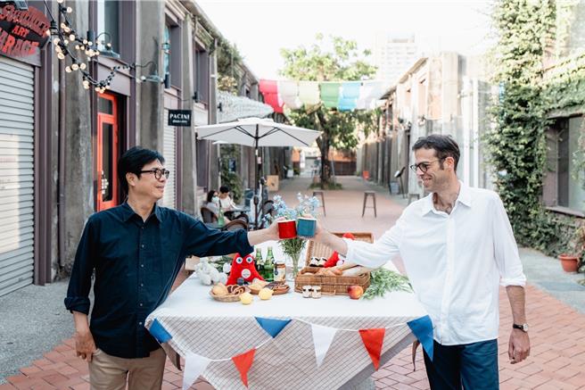 高市府与法国在台协会、台湾法国人协会共同举办首次「法国生活节在高雄」活动，将于6月7日至9日在驳二艺术特区大义仓库红砖廊道及大义公园盛大登场，高雄市长陈其迈更以法语拍摄宣传片，邀请大家一同到高雄同欢。（高市府行国处提供／洪浩轩高雄传真）