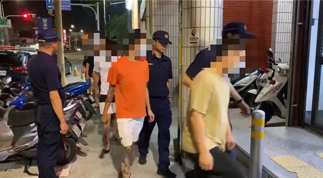 嘉义市比对相关影像后，通知涉嫌打人的赖姓犯嫌等3人到案。（嘉义市警方提供∕吕妍庭嘉义传真）