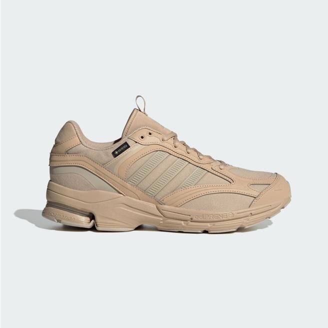adidas SPIRITAIN 2000 GORE-TEX跑鞋，原價3890元、官網特價2299元。（adidas提供／朱世凱台北傳真）