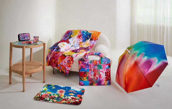 新光三越联手蜷川实花，打造2024最潮最艺术6款独家卡友礼。（新光三越提供）