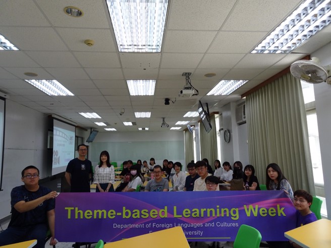 「語言轉換的樂趣：英中字幕翻譯」課程合影。(照片/佛光大學提供)