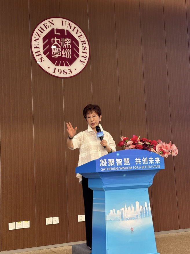 洪秀柱在深圳大學演講。（《南方都市報》）