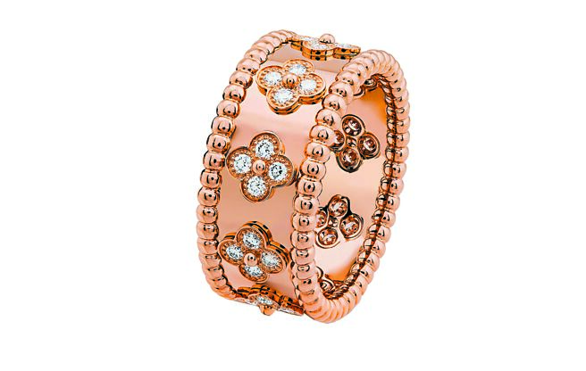 梵克雅宝Perlee Clovers镶钻戒指，40万1000元。（Van Cleef & Arpels提供）