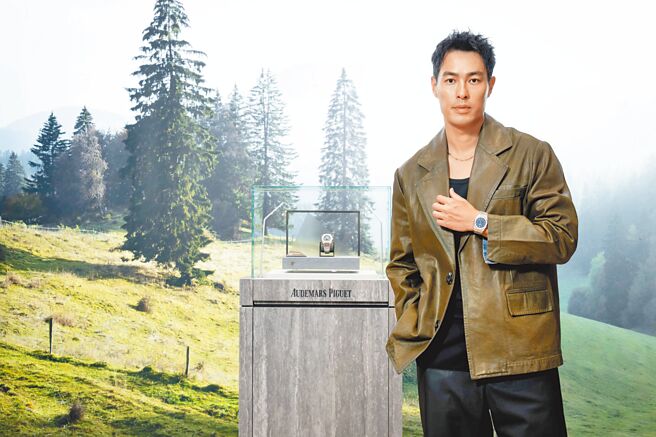 愛彼表進駐台北微風信義打造期間限定店，邀請楊祐寧擔任開展嘉賓。（Audemars Piguet提供）