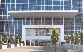 诈团「军师律师团」惊爆首脑钱藏法官办公室    桥头地院回应了