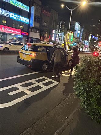 李孟諺赴張綱維公司密會！藍議員曝1／11照片：喬什麼？