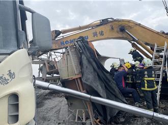 屏東砂石場傳工安意外！曳引車車斗側傾 怪手司機遭壓受困