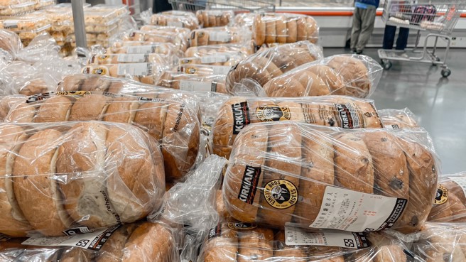 好市多贝果才刚涨价又降价，引起网友讨论。（资料照，杨雅婷摄）