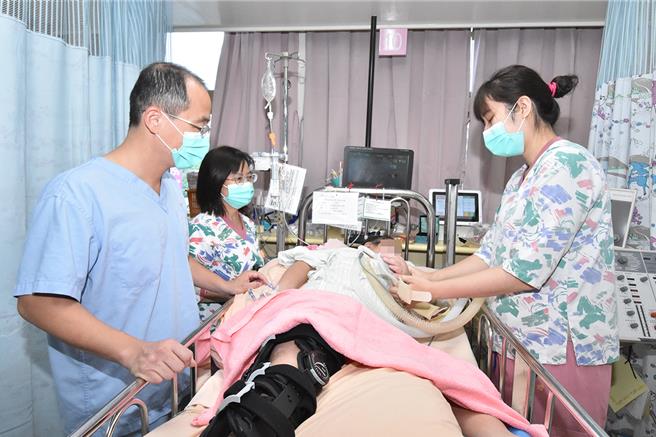 陈姓妹妹日前由彰化基督教医院转院至汉铭基督教医院，昏迷指数维持在3分。（资料照片／孙英哲彰化传真）