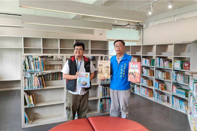 板桥民生图书阅览室改造后重新开放，提供舒适的阅读环境。（板桥区公所提供）