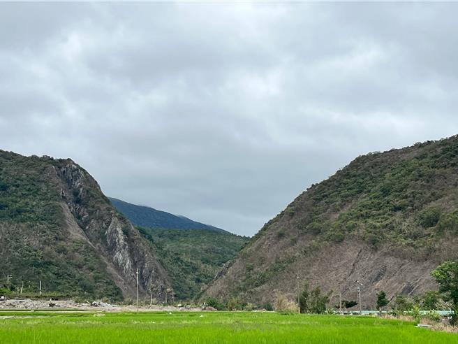 紀念牡丹社事件150周年，「macacukes石門古戰場」縣定史蹟碑22日揭碑，圖為牡丹社事件發生地石門古戰場。（屏東縣政府提供／羅琦文屏東傳真）