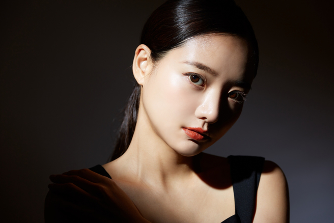 颧骨饱满又不过分突出的人，面部就会显得端正协调、有威严，被认为具富贵之相。（示意图：shutterstock／达志）