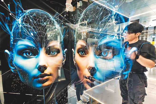 中美14日將在瑞士日內瓦舉行中美人工智慧政府間對話首次會議。圖為大陸人工智慧沉浸式體驗項目「AI之夢」。（中新社）