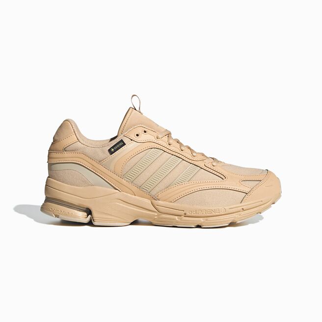 adidas SPIRITAIN 2000 GORE-TEX跑鞋，原價3890元、官網特價2299元。（adidas提供）