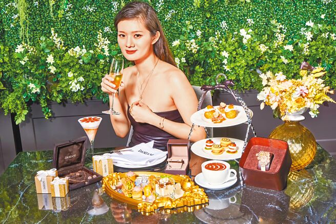 DAMIANI在微风广场的IVY Garden打造DAMIANI下午茶。（DAMIANI提供）（饮酒过量有碍健康）