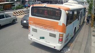 阿伯訪友「心臟猛跳」喘不過氣誤認中暑    警一動作救回一命