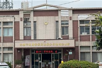 警員涉及賭博網站當代理商遭收押！　林園分局開鍘：2大過免職