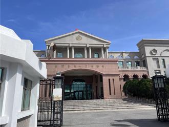 「蒞庭脱袍早离」惹议 检察官脸书发文还原脉络