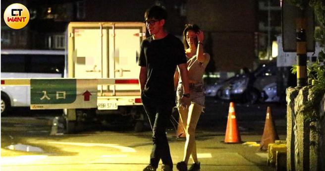 本刊曾多次直击张书豪与欧阳妮妮约会，恋情甜蜜稳定。（图／本刊摄影组）