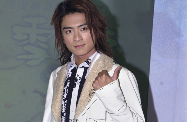 Toro被拍到和長髮女子有著親暱舉動，似乎早已脫單許久。（圖／中時資料照）