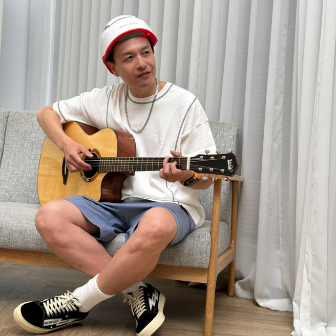 小钟看到对方也进男厕，才彻底心死。（图／小钟脸书）