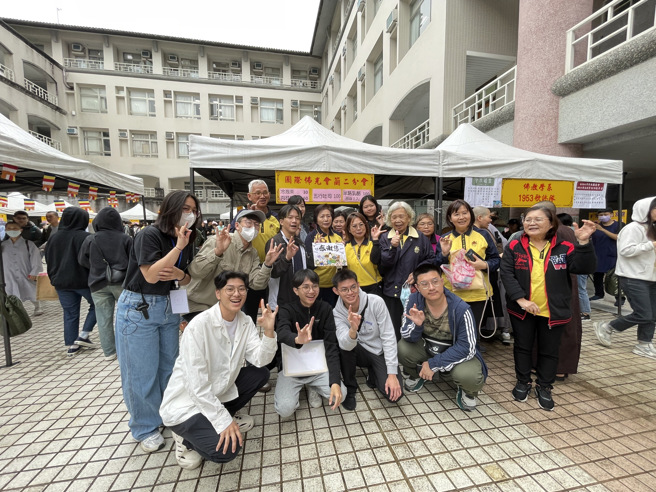 今年5月15日為佛光大學24周年校慶，將迎來多場的校慶系列活動，包含佛誕節浴佛園遊會、校慶典禮、全國率先啟動校內機車道路駕駛模擬器、優秀教師、學生等表揚等活動。(照片/佛光大學提供)