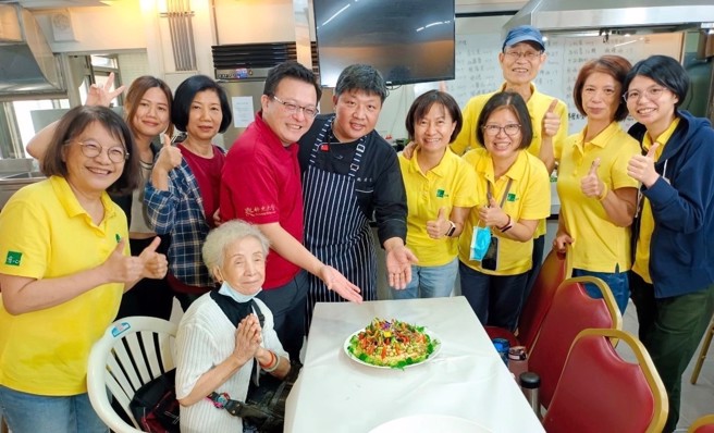 佛大与慈心共推「百膳孝为先」，薪传孝道新风貌。(照片/佛光大学提供)