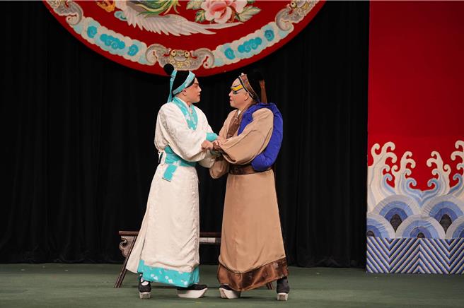 《孙膑与庞涓》年少时期，李隆显饰孙膑、李青峰饰庞涓。（主办单位提供）